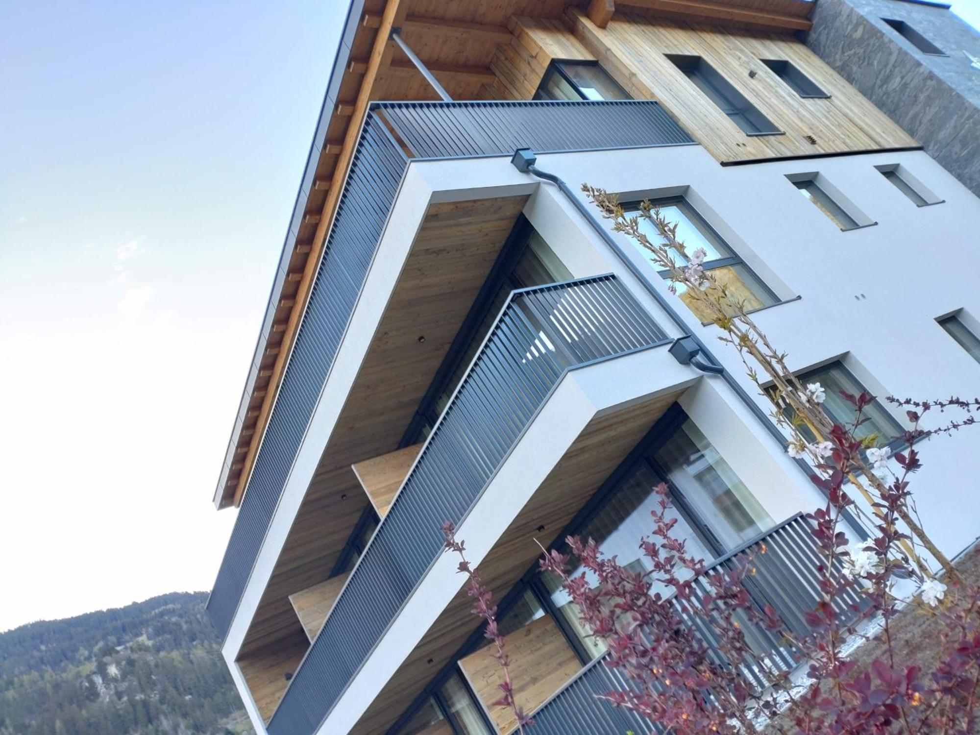 Aenna Apart Prutz Exterior photo