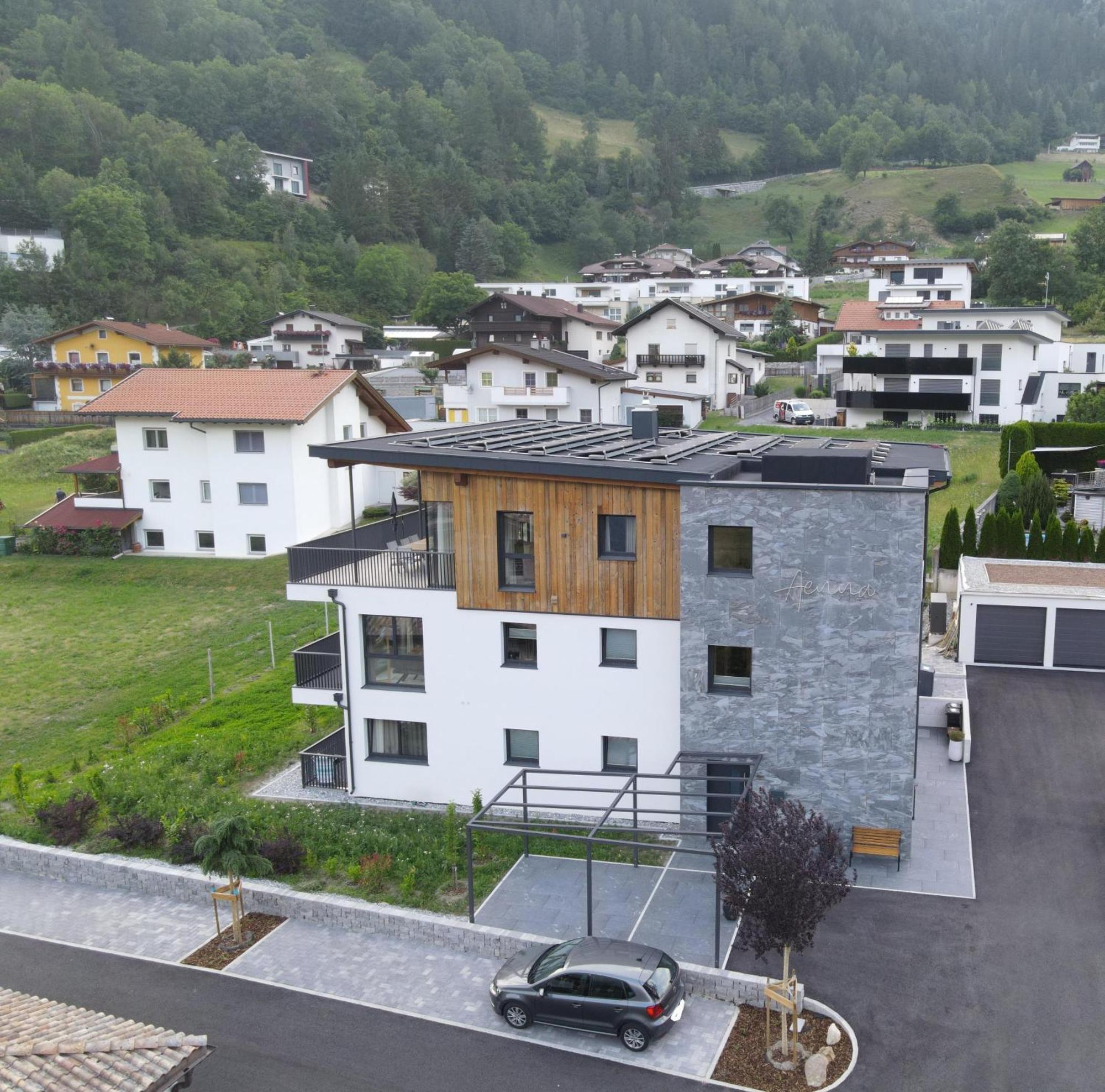 Aenna Apart Prutz Exterior photo